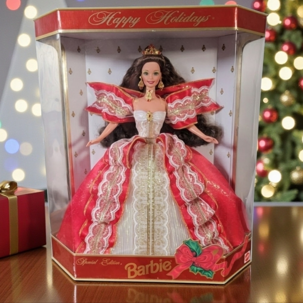 Vintage 1997 Happy Holidays Barbie  Doll Christmas Collectibles